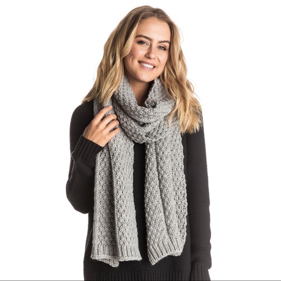 Roxy Accessories - NWT ROXY COME HOME SCARF Roxy Accessories - NWT ROXY COME HOME SCARF